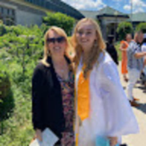 Meet your Posher, Ellynn